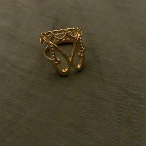 two rings super cute and fits well does not turn green on your fingers